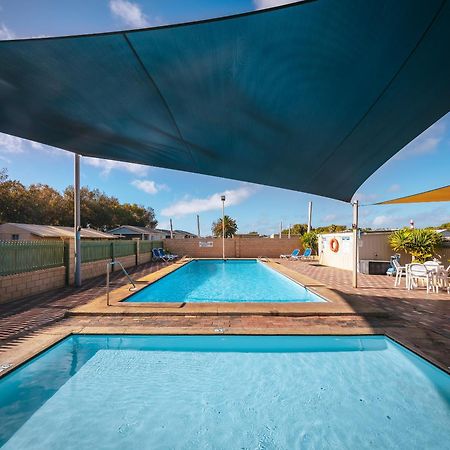 Belair Gardens Caravan Park Geraldton Bagian luar foto