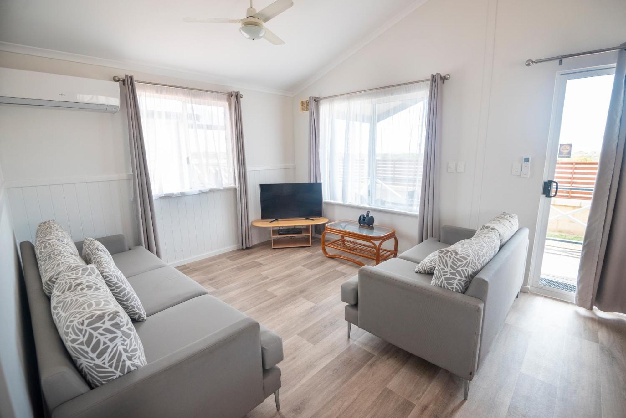 Belair Gardens Caravan Park Geraldton Bagian luar foto