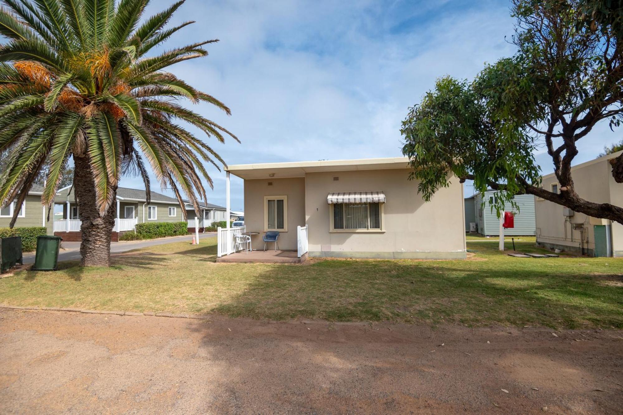 Belair Gardens Caravan Park Geraldton Bagian luar foto