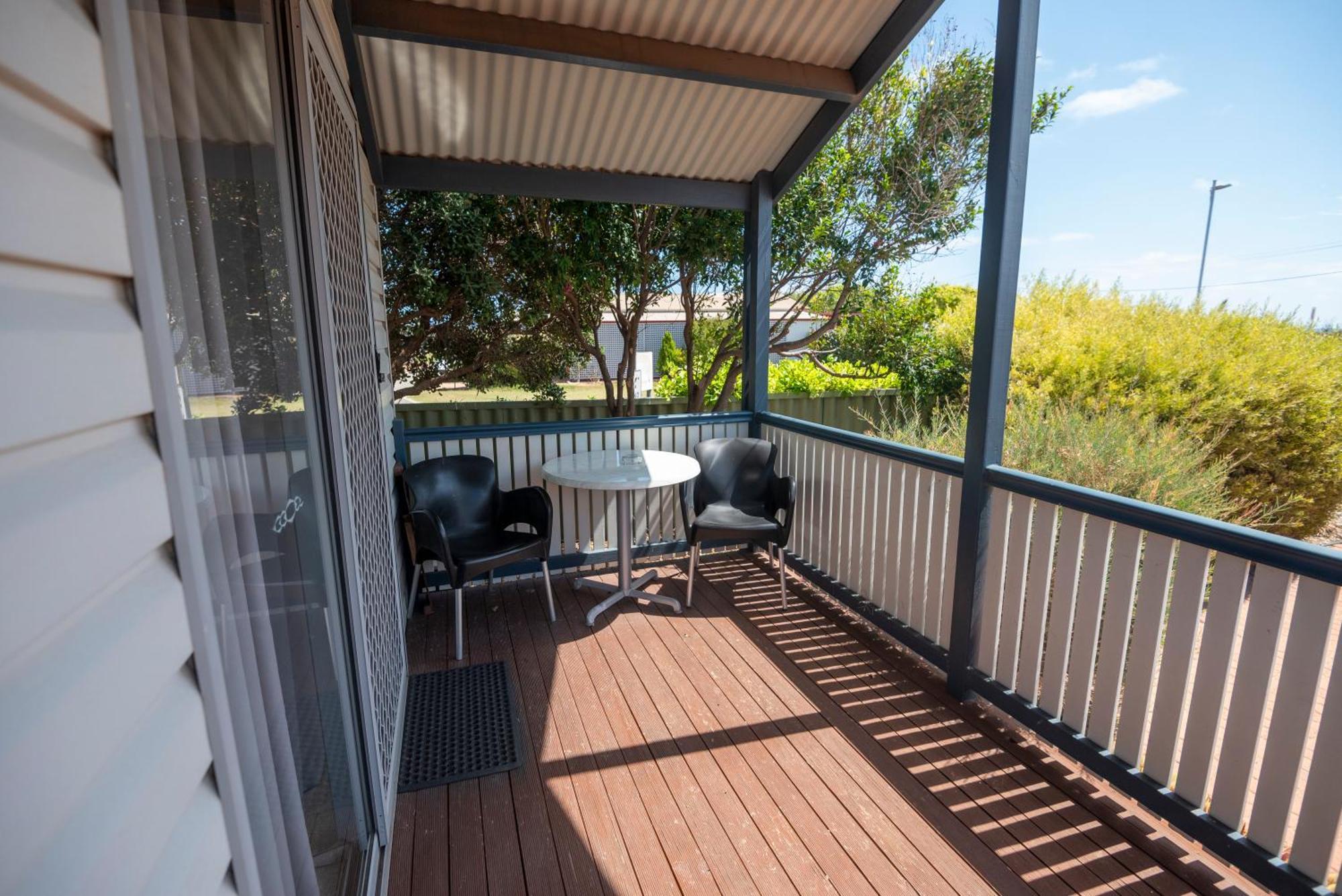Belair Gardens Caravan Park Geraldton Bagian luar foto