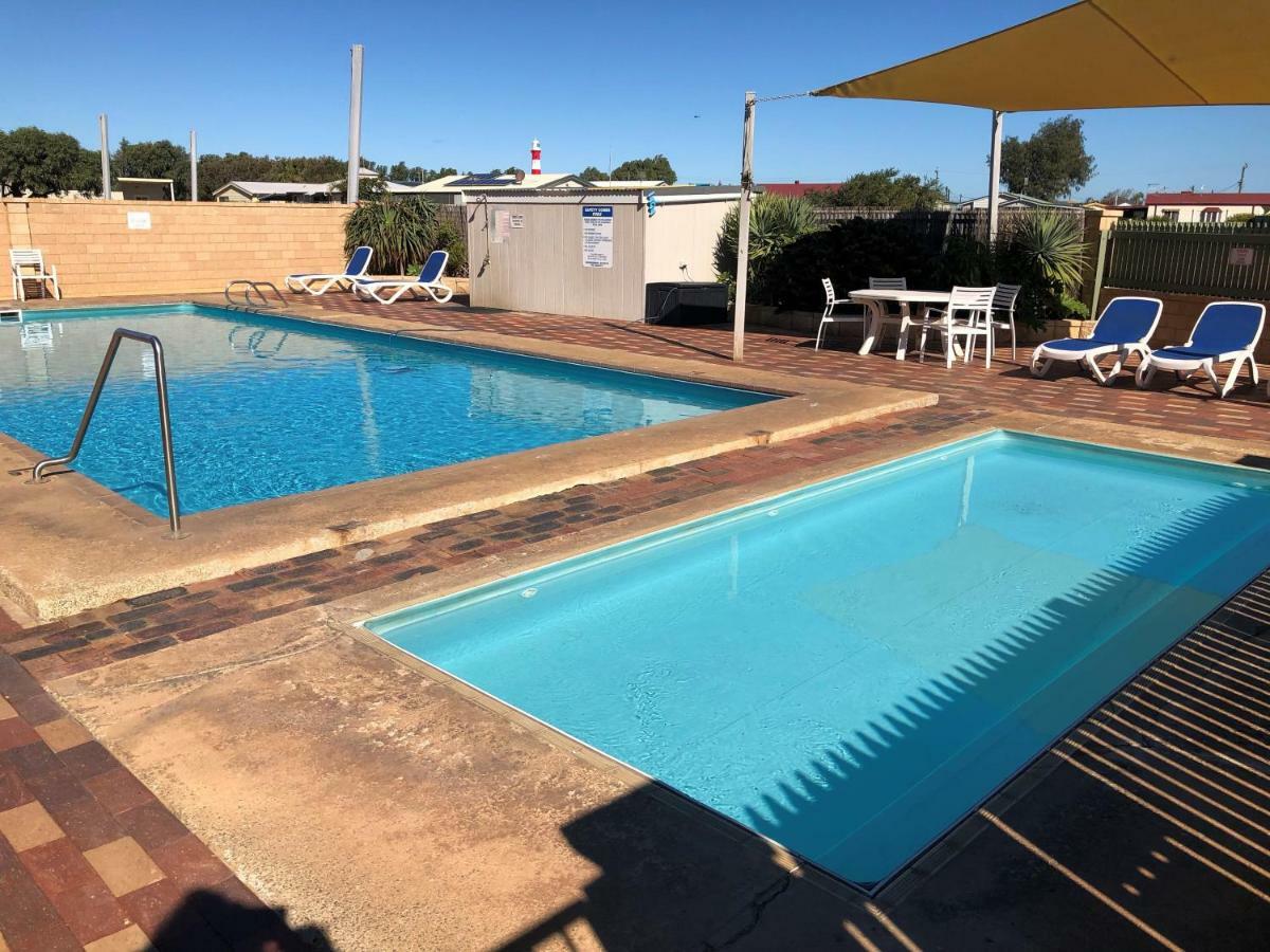Belair Gardens Caravan Park Geraldton Bagian luar foto
